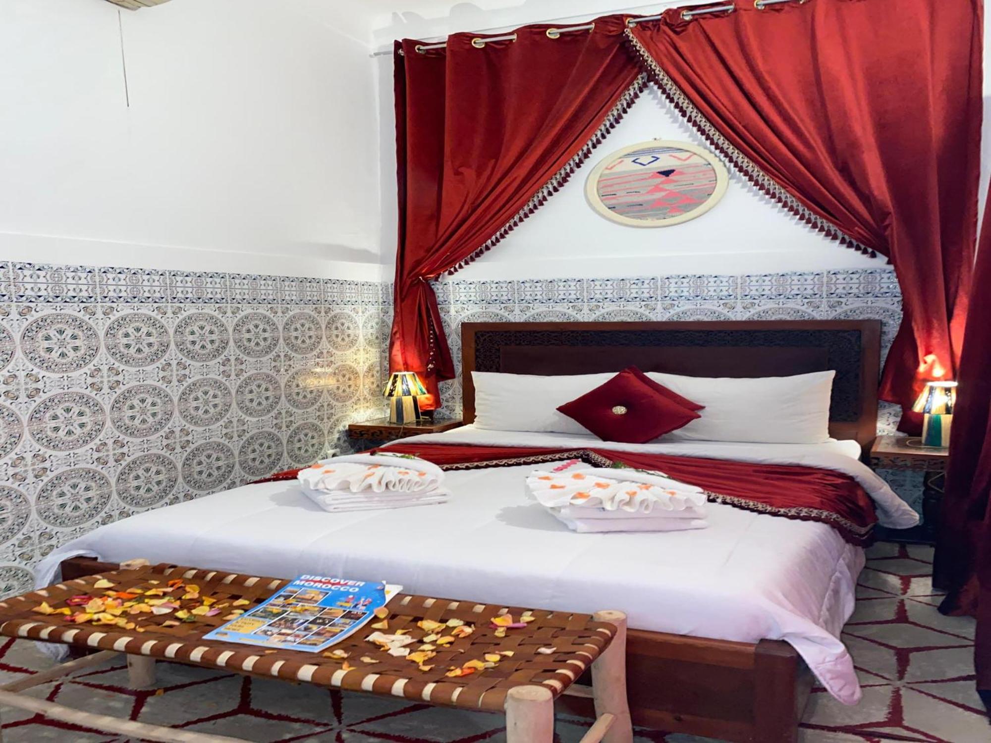 Riad Lazord De Marrakech Entier Marrakesh Luaran gambar