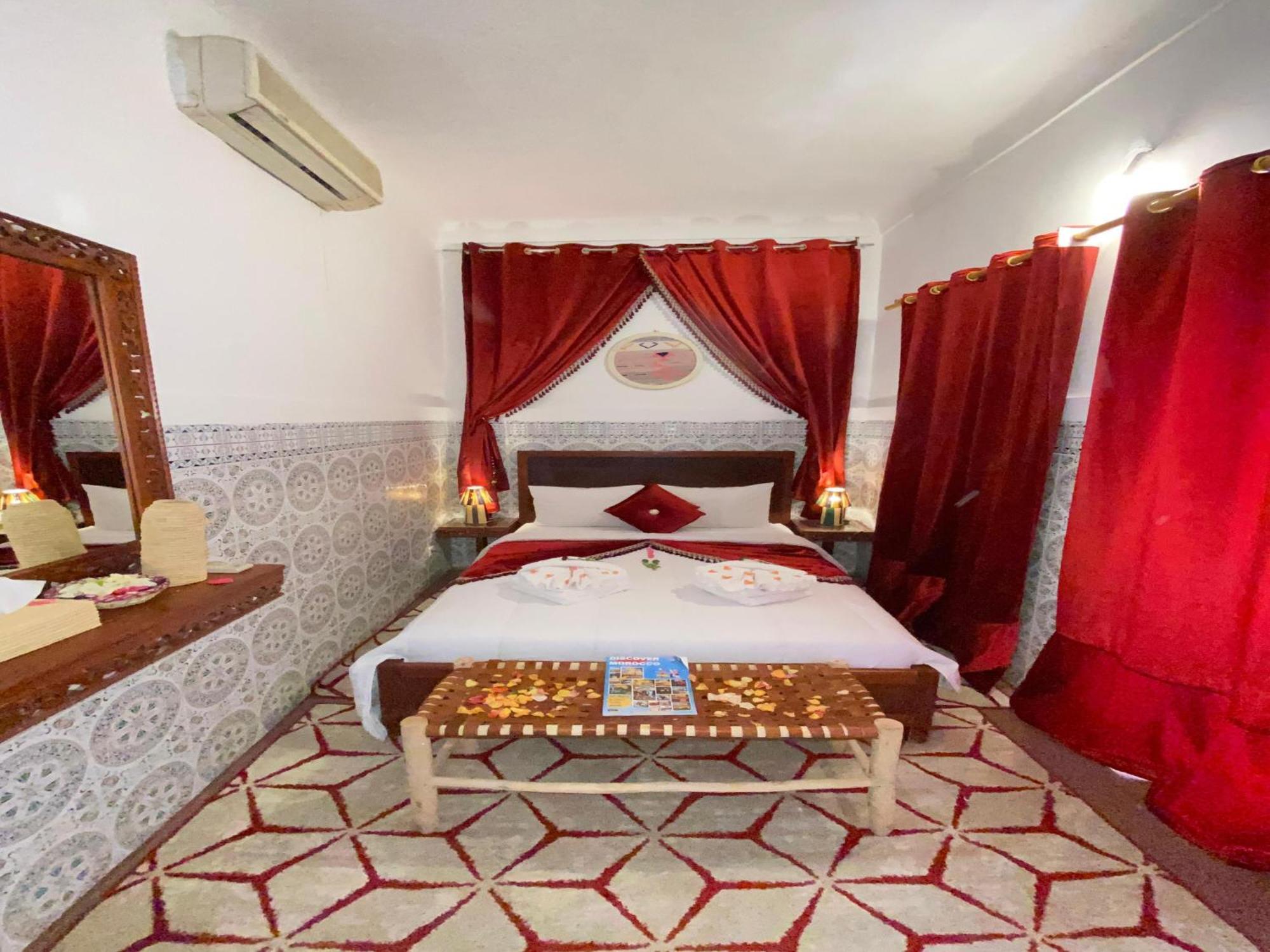 Riad Lazord De Marrakech Entier Marrakesh Luaran gambar